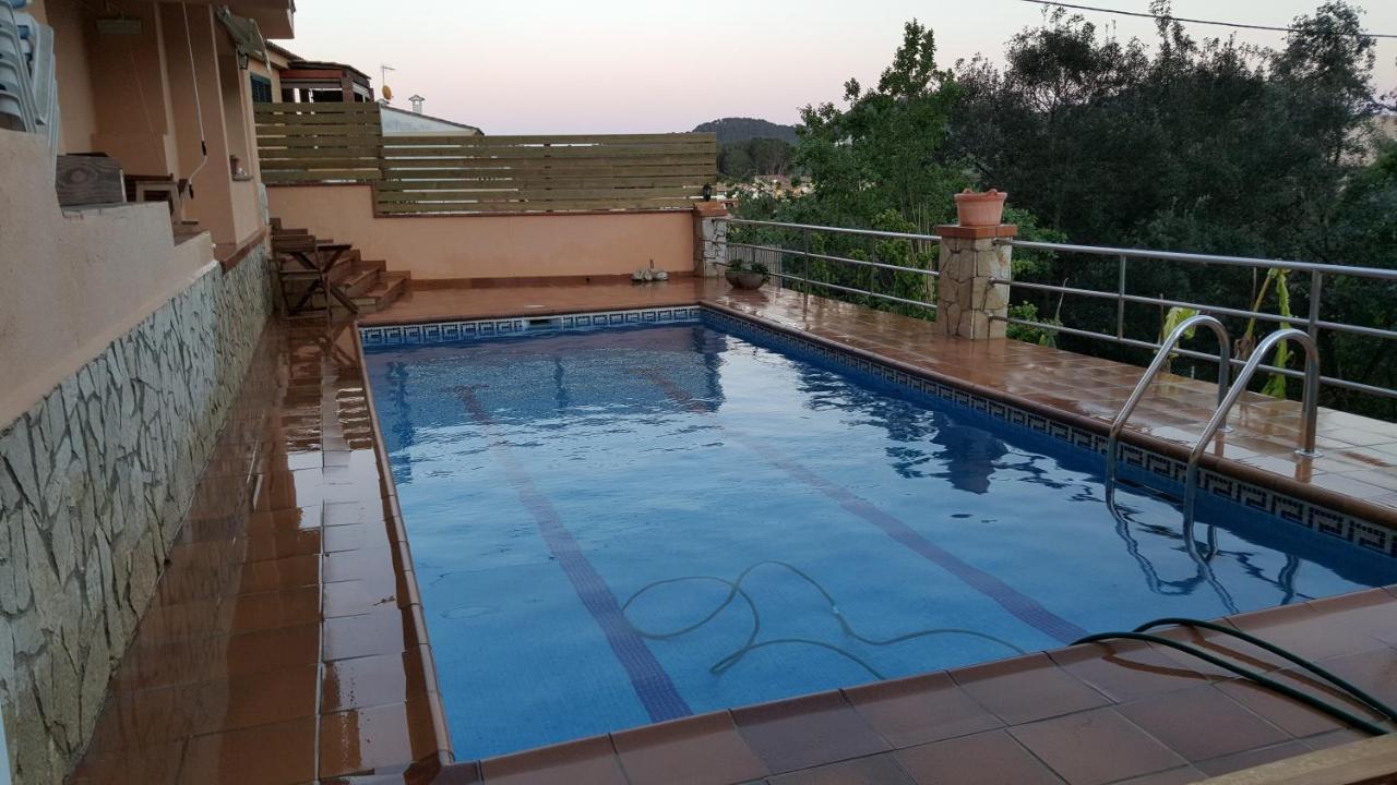 Casita con piscina y barbacoa privada Blanes Exterior foto