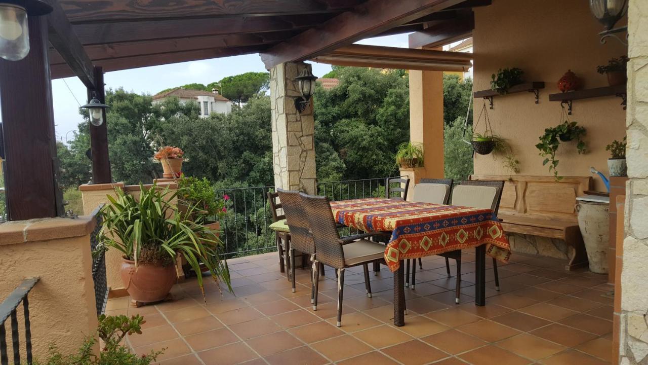 Casita con piscina y barbacoa privada Blanes Exterior foto